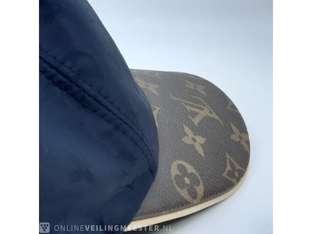 Pet louis vuitton, m76528 al1221 - afbeelding 10 van  11