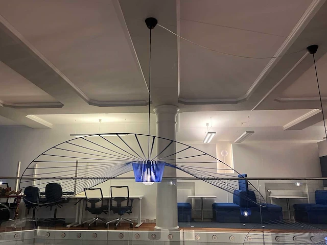 Petite friture vertigo - design lampenkap ø206cm kobalt - afbeelding 6 van  8