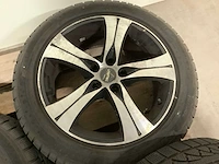 Petlas snowmaster autobanden plus velgen (4x) - afbeelding 4 van  5