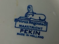 Petrus regout maastricht sierbord. decor pekin - afbeelding 5 van  5