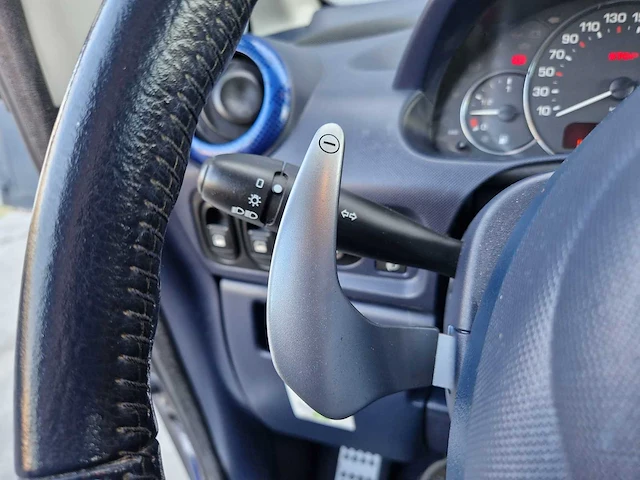 Peugeot - 1007 - 1.6-16v gentry - 2005 - 18-rp-ks - afbeelding 8 van  26