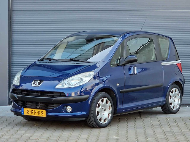Peugeot - 1007 - 1.6-16v gentry - 2005 - 18-rp-ks - afbeelding 1 van  26