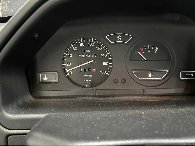 Peugeot - 106 - bedrijfswagen - 1993 - afbeelding 5 van  24