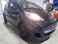 Peugeot - 107 - 1.0-12v sublime - 54-ljv-6 - afbeelding 9 van  13