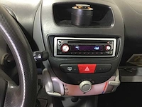 Peugeot - 107 - 1.0-12v xr - 1-xkb-56 - afbeelding 4 van  19