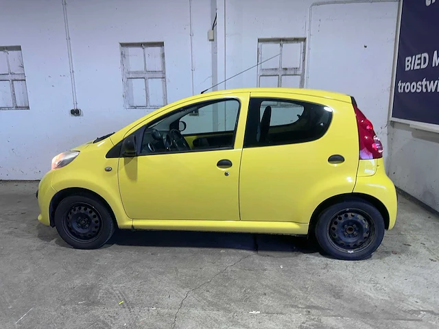Peugeot - 107 - 1.0-12v xr - 78-tg-bf - afbeelding 9 van  16