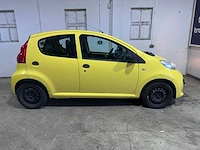 Peugeot - 107 - 1.0-12v xr - 78-tg-bf - afbeelding 13 van  16