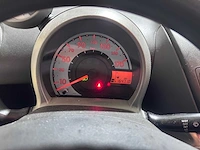Peugeot - 107 - 1.0-12v xr - pv-583-v - afbeelding 3 van  18