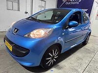 Peugeot - 107 - 1.0-12v xs - 11-xv-zt - afbeelding 1 van  16