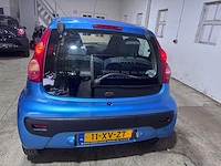 Peugeot - 107 - 1.0-12v xs - 11-xv-zt - afbeelding 11 van  16