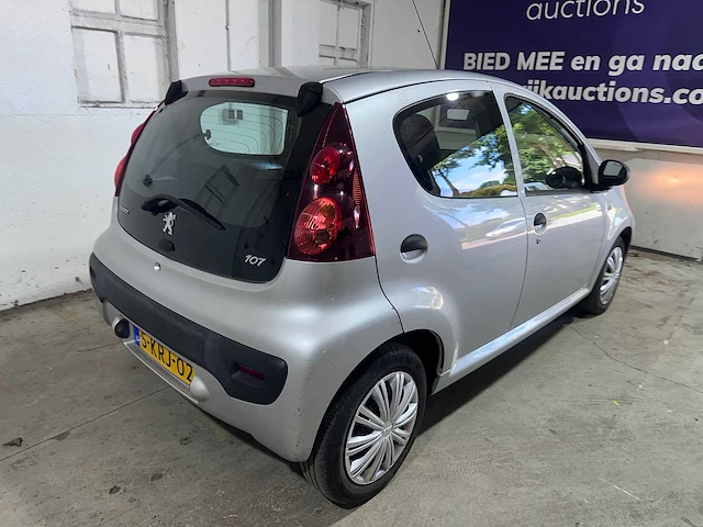 Peugeot - 107 - 1.0 access accent - 5-krj-02 - afbeelding 12 van  16