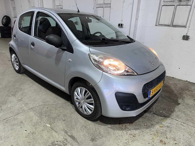 Peugeot - 107 - 1.0 access accent - 5-krj-02 - afbeelding 14 van  16