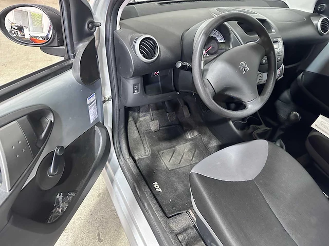Peugeot - 107 - 1.0 access accent - 5-krj-02 - afbeelding 15 van  16