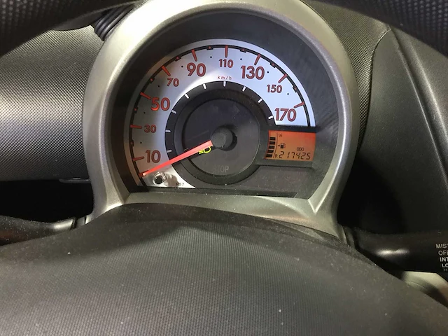 Peugeot - 107 - 1.0 active - 93-zkh-6 - afbeelding 3 van  21