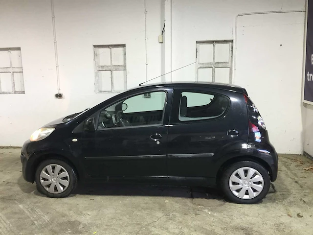 Peugeot - 107 - 1.0 active - 93-zkh-6 - afbeelding 12 van  21