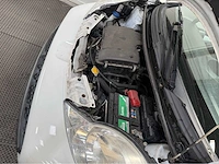 Peugeot - 107 - personenauto - 2010 - afbeelding 13 van  26
