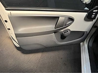 Peugeot - 107 - personenauto - 2010 - afbeelding 15 van  26