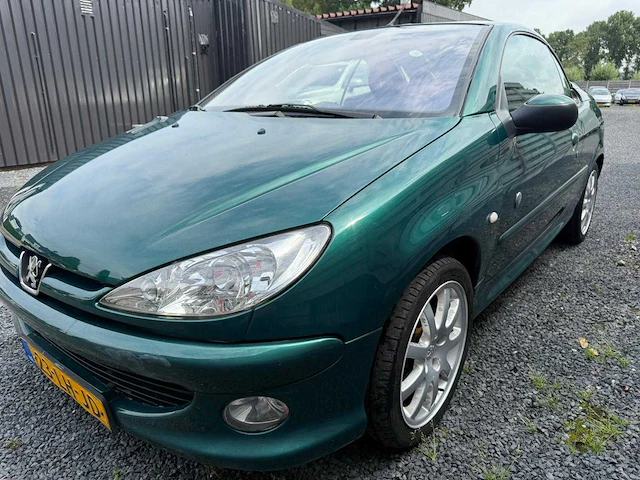 Peugeot - 2003 - 206 cc - 1.6-16v roland g. - 23-lh-jd - afbeelding 6 van  13