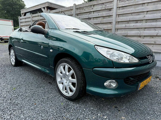 Peugeot - 2003 - 206 cc - 1.6-16v roland g. - 23-lh-jd - afbeelding 7 van  13