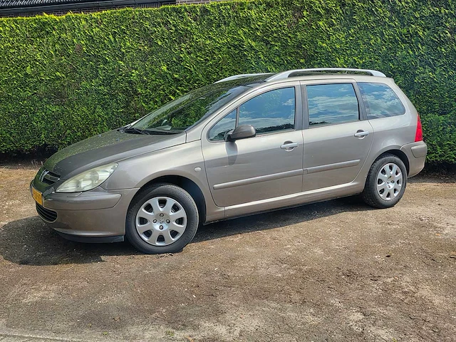 Peugeot - 2003 - 307 sw - 2.0 16v pack - 59-ln-rp - afbeelding 12 van  19
