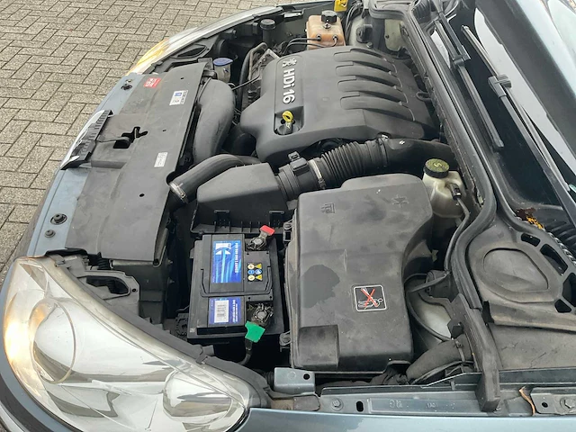 Peugeot - 2005 - 407 - 2.0 hdif xr pack - personenauto - afbeelding 18 van  31