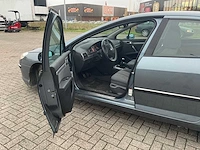 Peugeot - 2005 - 407 - 2.0 hdif xr pack - personenauto - afbeelding 11 van  31