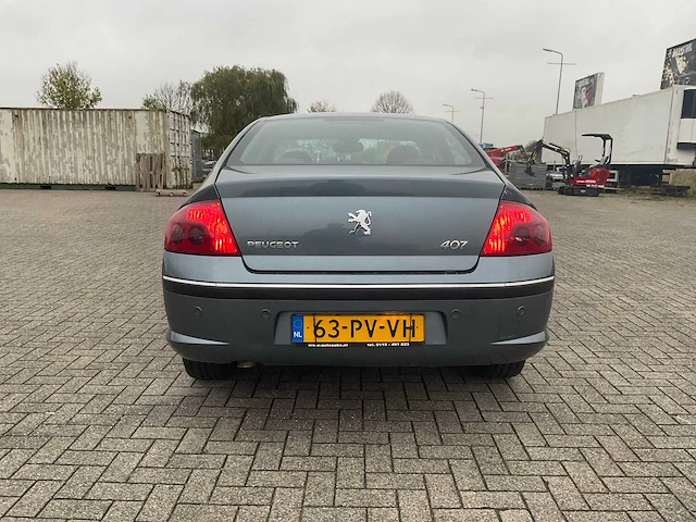 Peugeot - 2005 - 407 - 2.0 hdif xr pack - personenauto - afbeelding 29 van  31