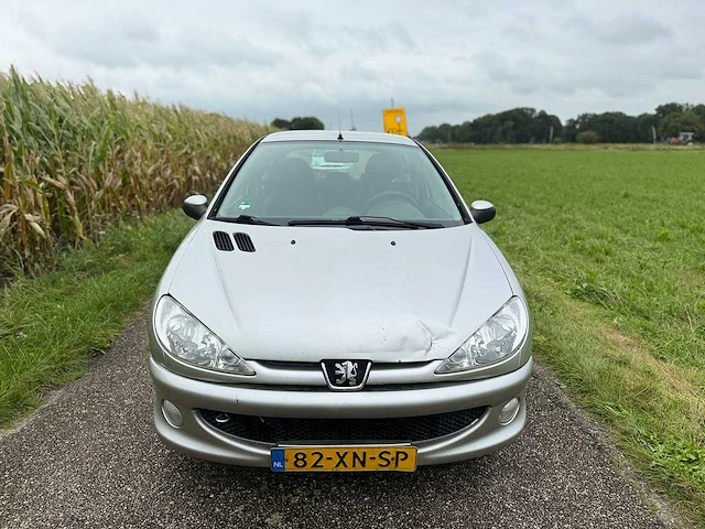 Peugeot - 2007 - 206 - 1.4 forever - 82-xn-sp - afbeelding 9 van  10