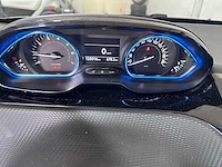Peugeot - 2008 - 1.2 puretech allure - nr-277-s - afbeelding 3 van  20