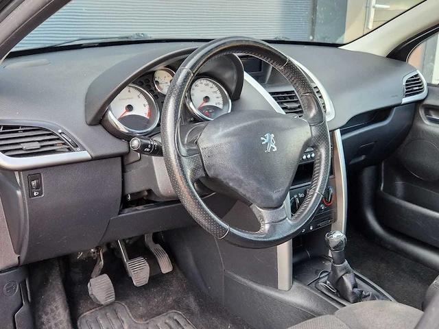Peugeot - 2008 - 207 sw - 1.6 vti xs - 2-zrs-61 - afbeelding 2 van  19