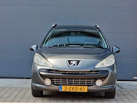 Peugeot - 2008 - 207 sw - 1.6 vti xs - 2-zrs-61 - afbeelding 12 van  19