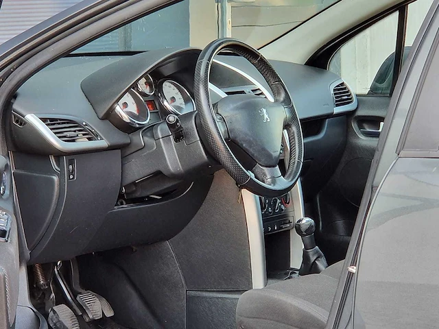 Peugeot - 2008 - 207 sw - 1.6 vti xs - 2-zrs-61 - afbeelding 19 van  19