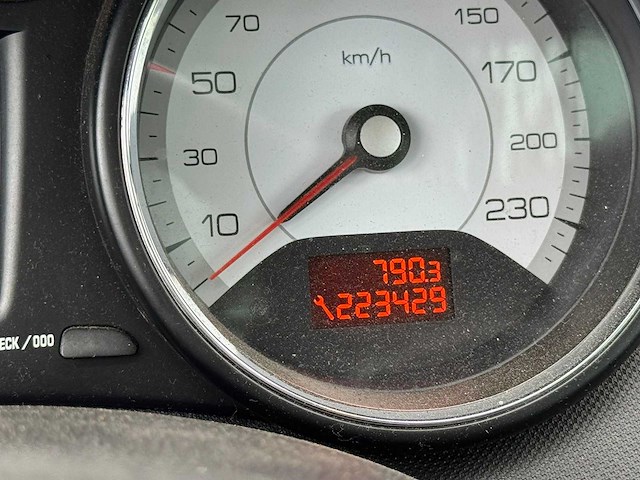 Peugeot - 2008 - 308 - 1.6 vti xt - 80-zh-jr - afbeelding 5 van  20