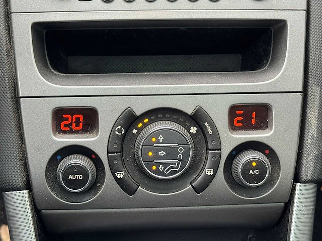 Peugeot - 2008 - 308 - 1.6 vti xt - 80-zh-jr - afbeelding 6 van  20