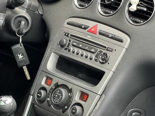 Peugeot - 2008 - 308 - 1.6 vti xt - 80-zh-jr - afbeelding 8 van  20