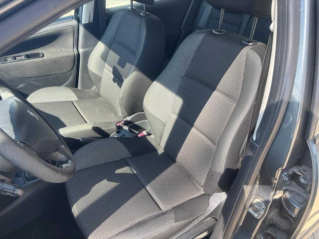 Peugeot - 2009 - 207 - 1.4 vti x-line - personenauto - afbeelding 3 van  14