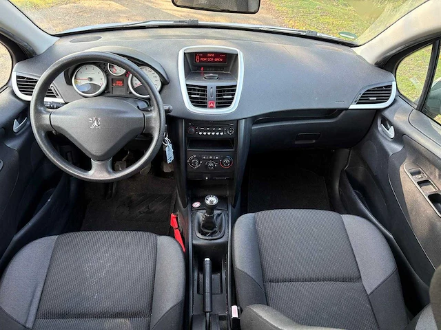 Peugeot - 2009 - 207 sw - 1.4 vti x-line - 41-jvs-1 - afbeelding 15 van  17