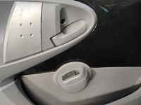 Peugeot - 2011 - 107 - 1.0-12v xs - 53-skh-4 - afbeelding 15 van  16