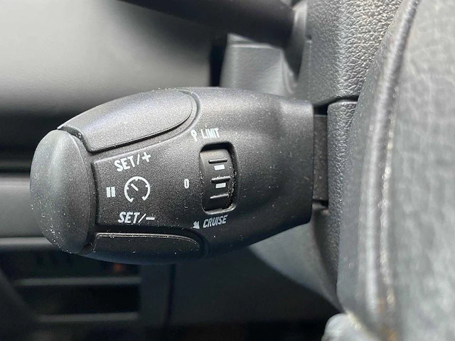 Peugeot - 2012 - 3008 - 1.6 vti style - kr-925-n - afbeelding 29 van  29
