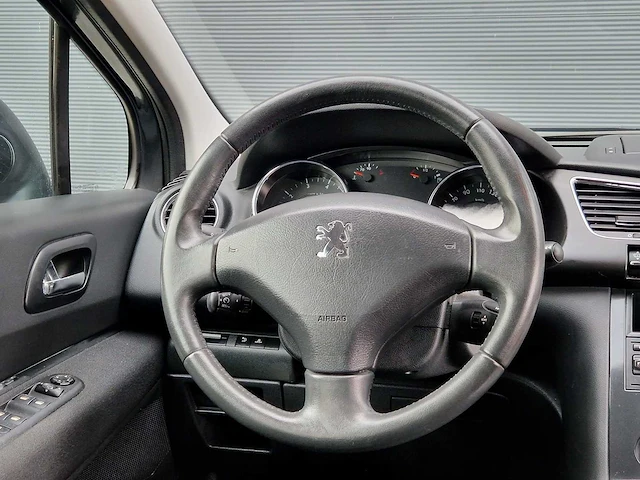Peugeot - 2012 - 3008 - automaat - 1.6 active - 87-tlk-4 - afbeelding 4 van  29
