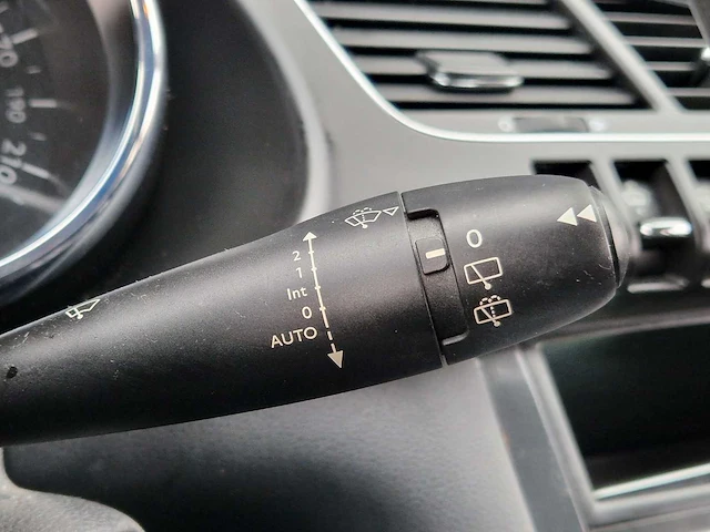 Peugeot - 2012 - 3008 - automaat - 1.6 active - 87-tlk-4 - afbeelding 10 van  29
