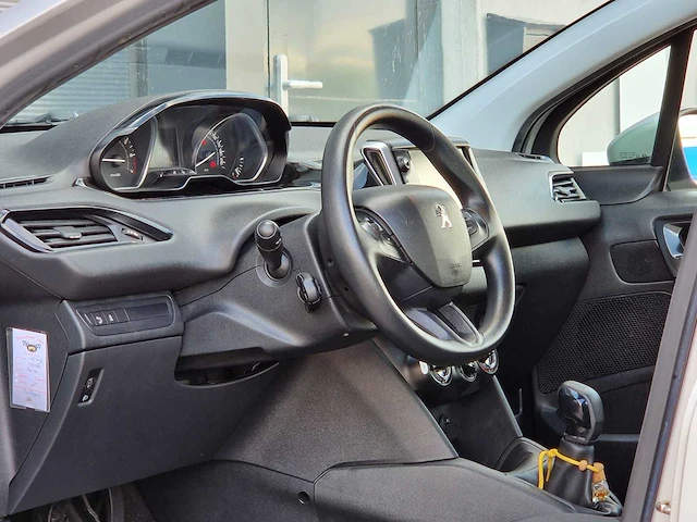 Peugeot - 2013 - 208 - 1.0 vti access - tv-499-j - afbeelding 17 van  21