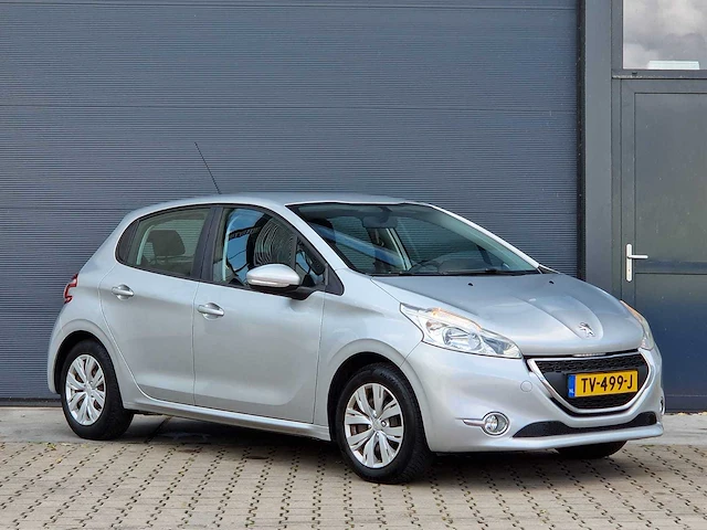 Peugeot - 2013 - 208 - 1.0 vti access - tv-499-j - afbeelding 2 van  21