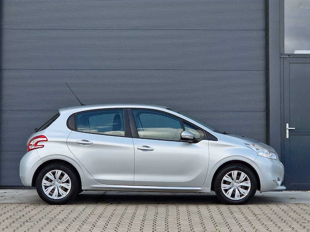 Peugeot - 2013 - 208 - 1.0 vti access - tv-499-j - afbeelding 3 van  21