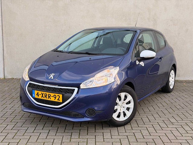 Peugeot - 2014 - 208 - 1.0 vti like - 73000 km - 4-xrr-92 - afbeelding 1 van  18