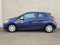 Peugeot - 2014 - 208 - 1.0 vti like - 73000 km - 4-xrr-92 - afbeelding 11 van  18