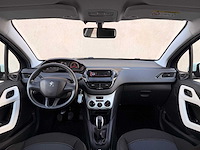Peugeot - 2014 - 208 - 1.0 vti like - 73000 km - 4-xrr-92 - afbeelding 16 van  18