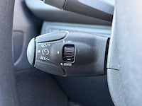 Peugeot - 2014 - 208 - 1.0 vti like - 73000 km - 4-xrr-92 - afbeelding 18 van  18