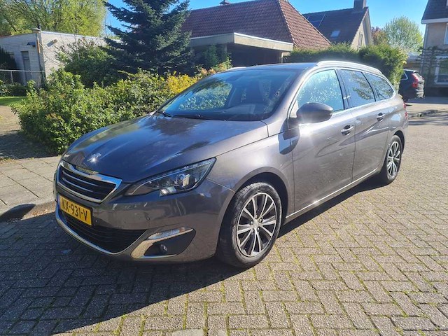 Peugeot - 2016 - 308 sw - 1.2 puret.blue l. pr - kx-931-v - afbeelding 1 van  18