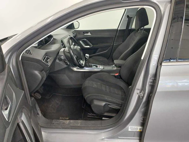 Peugeot - 2017 - 308 sw - 1.2 puretech allure - personenauto - afbeelding 20 van  20